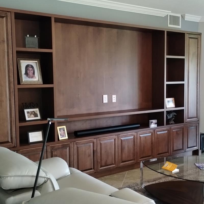 Entertainment center